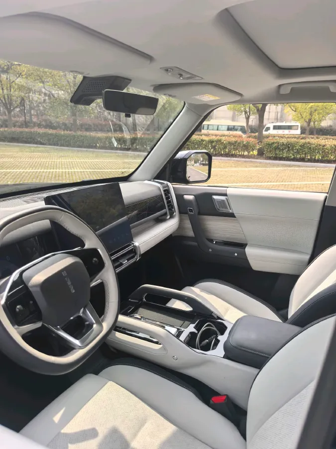 2024 iCAR iCAR 03 BEV 65.69KWH,autocango,china used car exporter,china ev exporter,chinese used car exporter,chinese used ev exporter