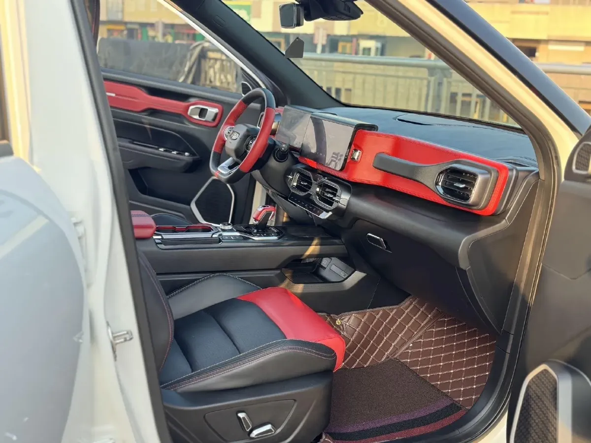 2020 Geely ICON 1.5T 177HP L3 7DCT,autocango,china used car exporter,china ev exporter,chinese used car exporter,chinese used ev exporter