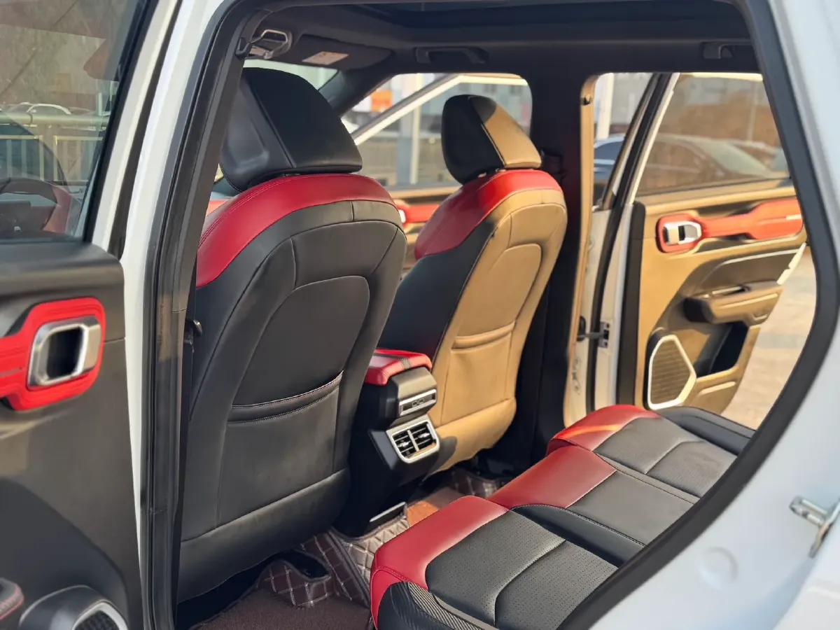 2020 Geely ICON 1.5T 177HP L3 7DCT,autocango,china used car exporter,china ev exporter,chinese used car exporter,chinese used ev exporter