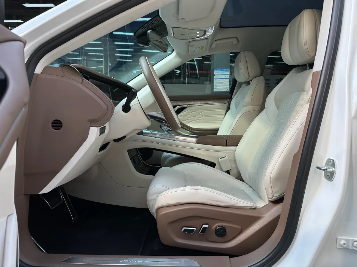 2021 Voyah FREE Range Extended 109HP REEV 33KWH,autocango,china used car exporter,china ev exporter,chinese used car exporter,chinese used ev exporter