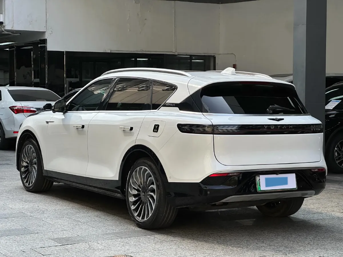 2021 Voyah FREE Range Extended 109HP REEV 33KWH,autocango,china used car exporter,china ev exporter,chinese used car exporter,chinese used ev exporter