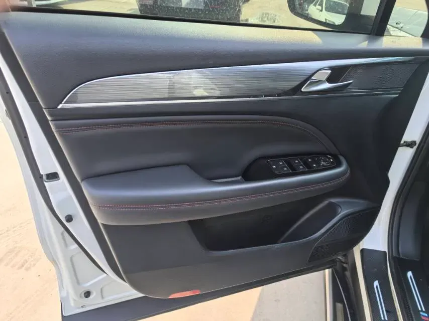 2022 GAC Trumpchi GS4 Plus 1.5T 169HP L4 6AT,autocango,china used car exporter,china ev exporter,chinese used car exporter,chinese used ev exporter