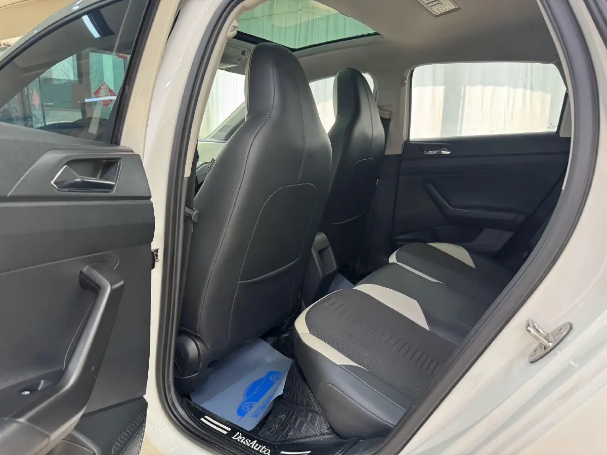 2021 Haval H6 1.5T 169HP L4 7DCT,autocango,china used car exporter,china ev exporter,chinese used car exporter,chinese used ev exporter