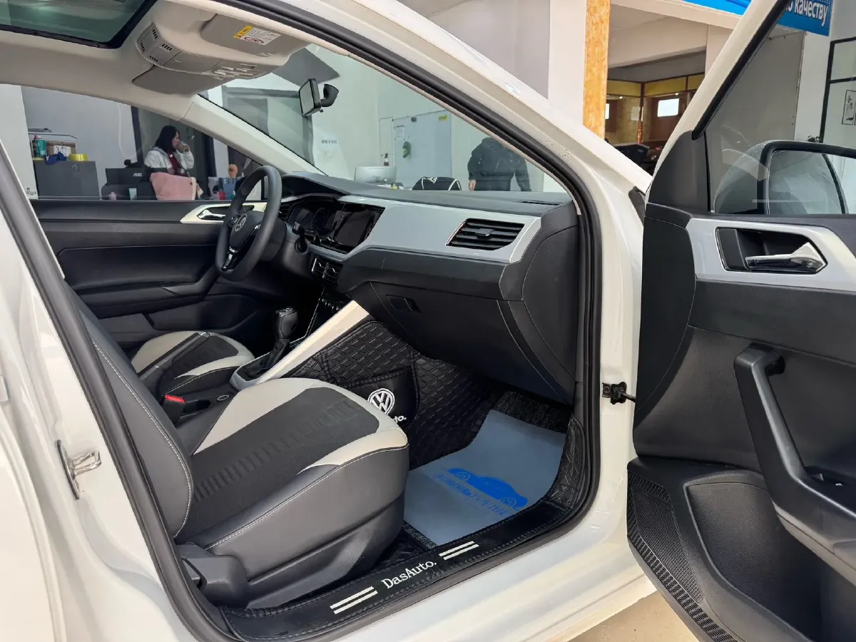 2021 Haval H6 1.5T 169HP L4 7DCT,autocango,china used car exporter,china ev exporter,chinese used car exporter,chinese used ev exporter