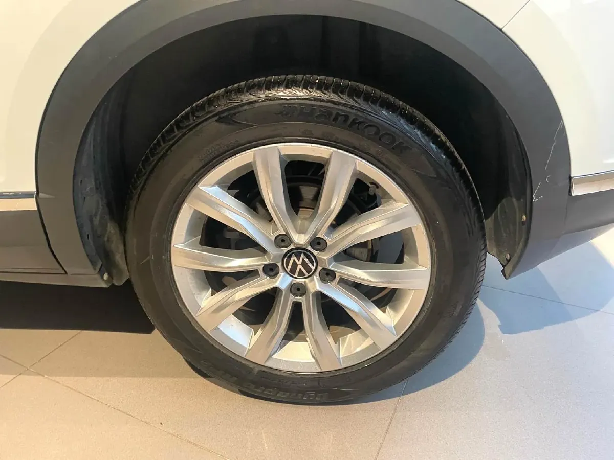 2021 Volkswagen T-Roc 1.4T 150HP L4 7DCT,autocango,china used car exporter,china ev exporter,chinese used car exporter,chinese used ev exporter