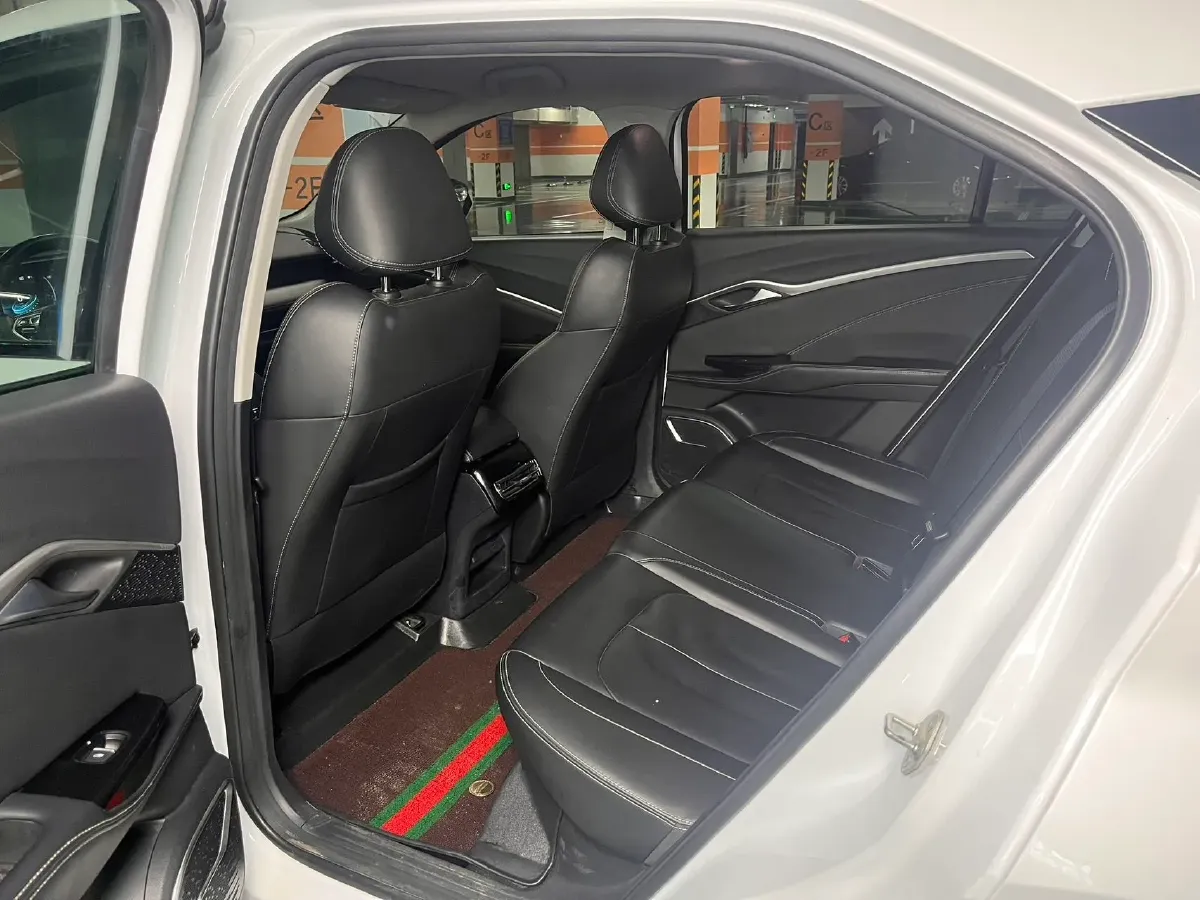 2023 Neta U BEV 68.2KWH,autocango,china used car exporter,china ev exporter,chinese used car exporter,chinese used ev exporter