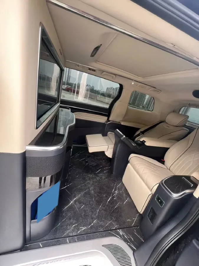 2021 GAC Trumpchi M8 2.0T 252HP L4 8AT,autocango,china used car exporter,china ev exporter,chinese used car exporter,chinese used ev exporter