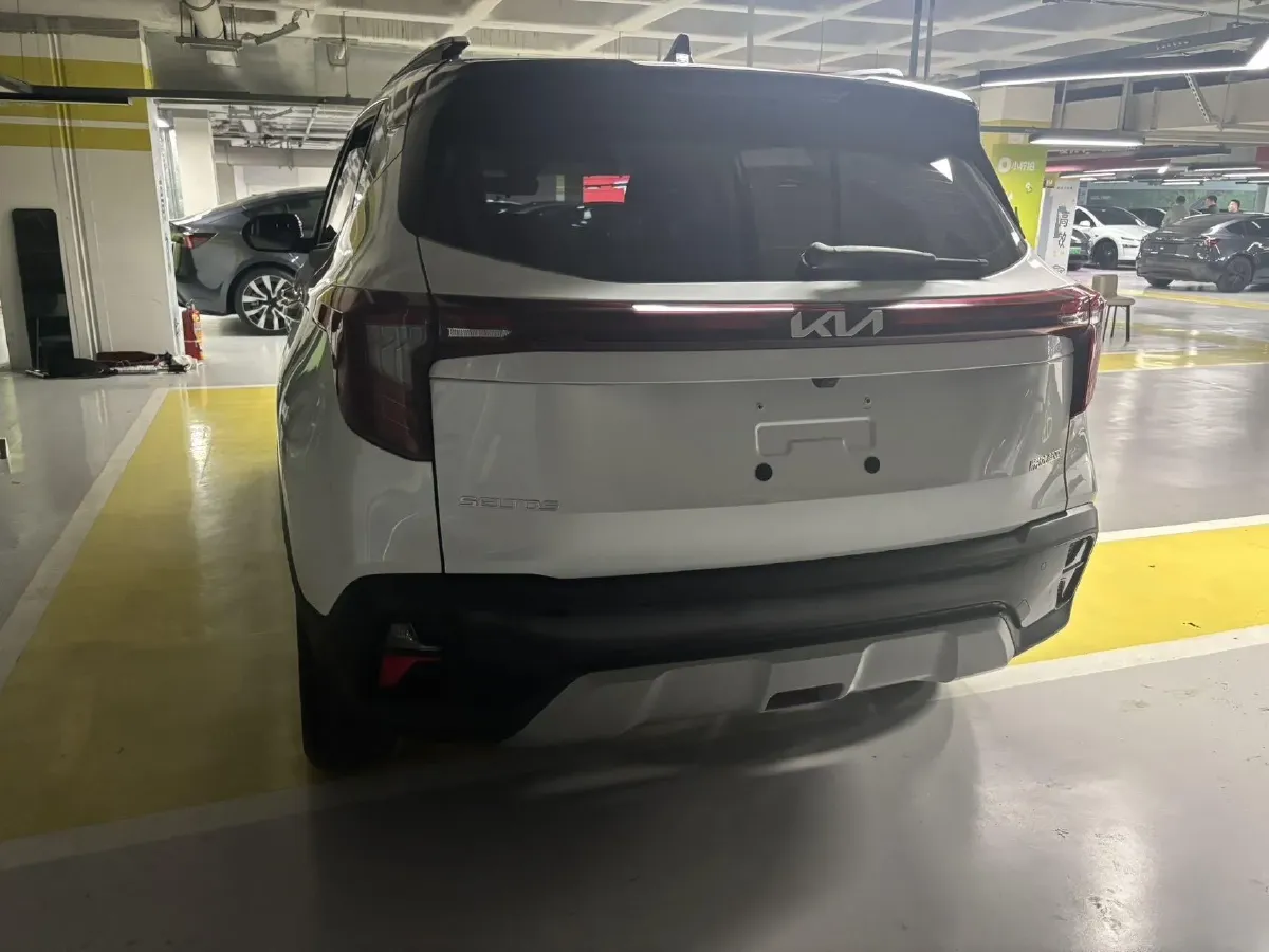 2023 Kia Seltos 1.5L 115HP L4 CVT,autocango,china used car exporter,china ev exporter,chinese used car exporter,chinese used ev exporter
