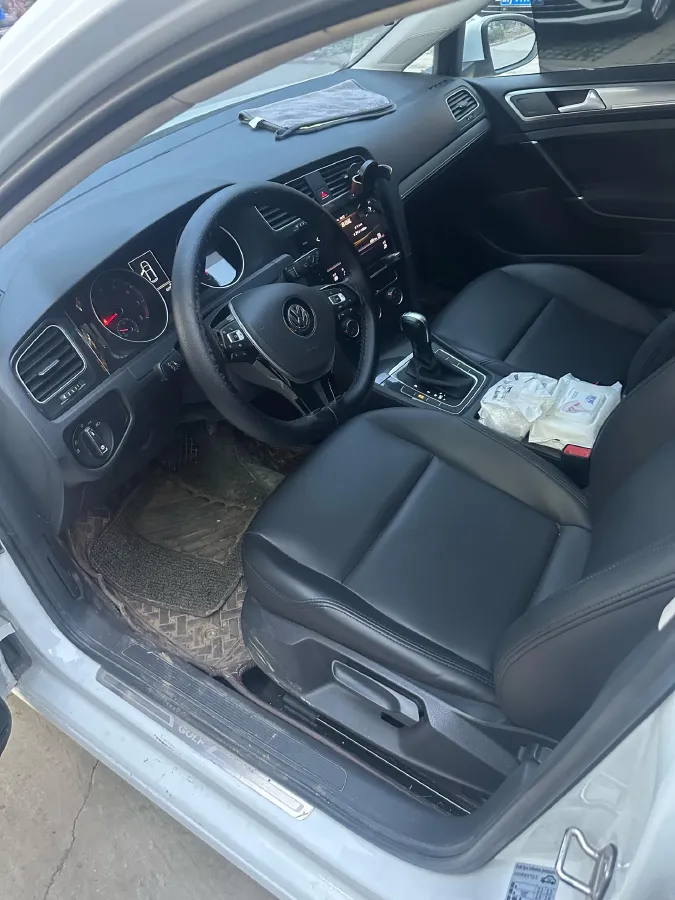 2023 BAW RuiSheng Trump M7 2.0L 122HP L4 5MT,autocango,china used car exporter,china ev exporter,chinese used car exporter,chinese used ev exporter