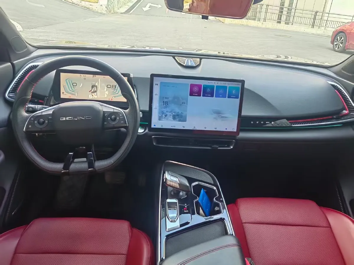 2022 BeiJing Auto Rubik 1.5T 188HP L4 7DCT,autocango,china used car exporter,china ev exporter,chinese used car exporter,chinese used ev exporter