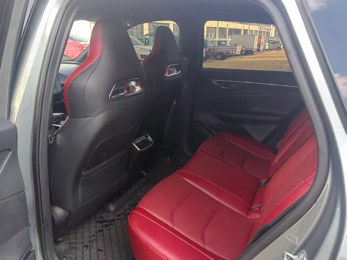 2022 BeiJing Auto Rubik 1.5T 188HP L4 7DCT,autocango,china used car exporter,china ev exporter,chinese used car exporter,chinese used ev exporter