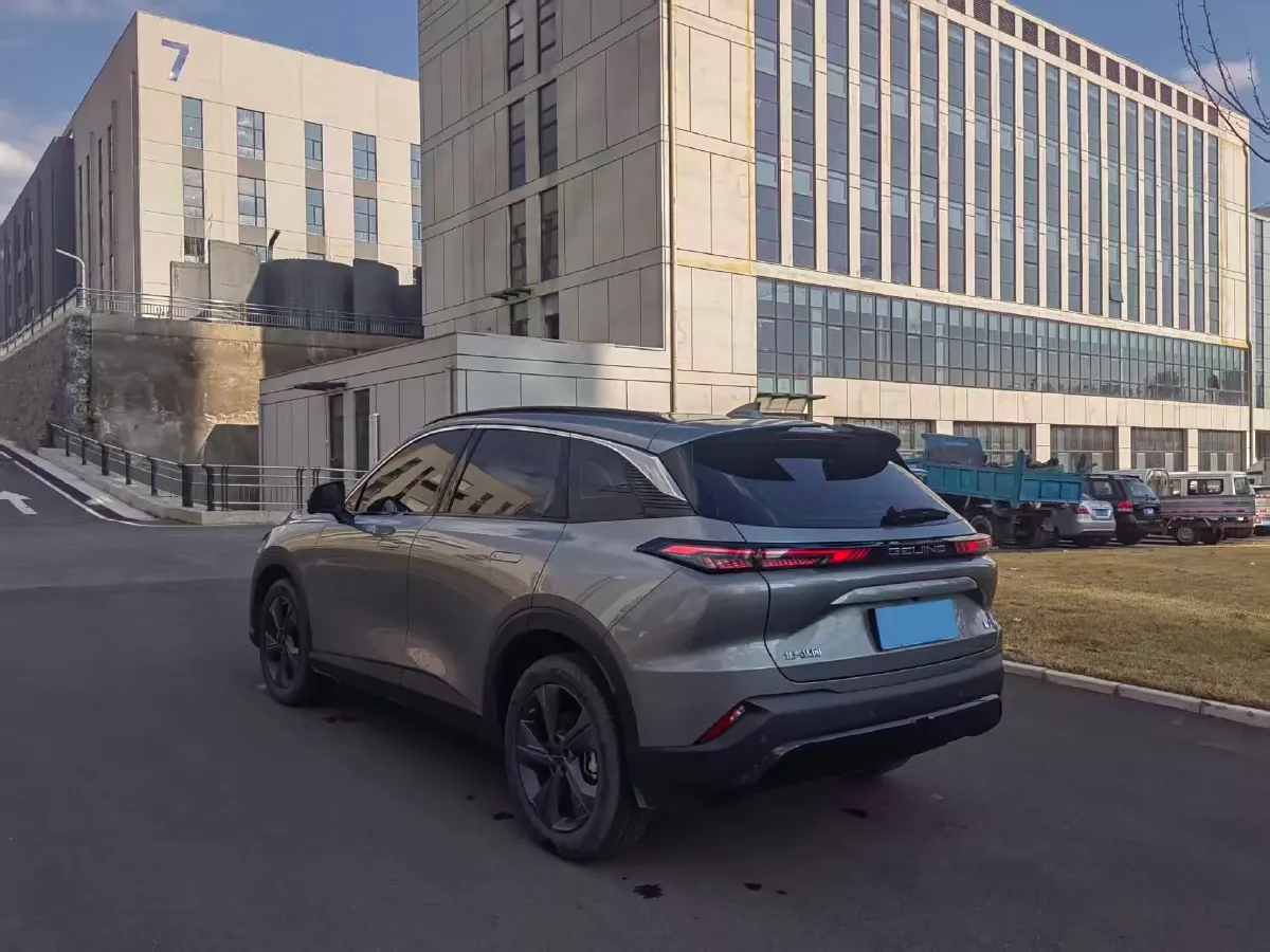 2022 BeiJing Auto Rubik 1.5T 188HP L4 7DCT,autocango,china used car exporter,china ev exporter,chinese used car exporter,chinese used ev exporter