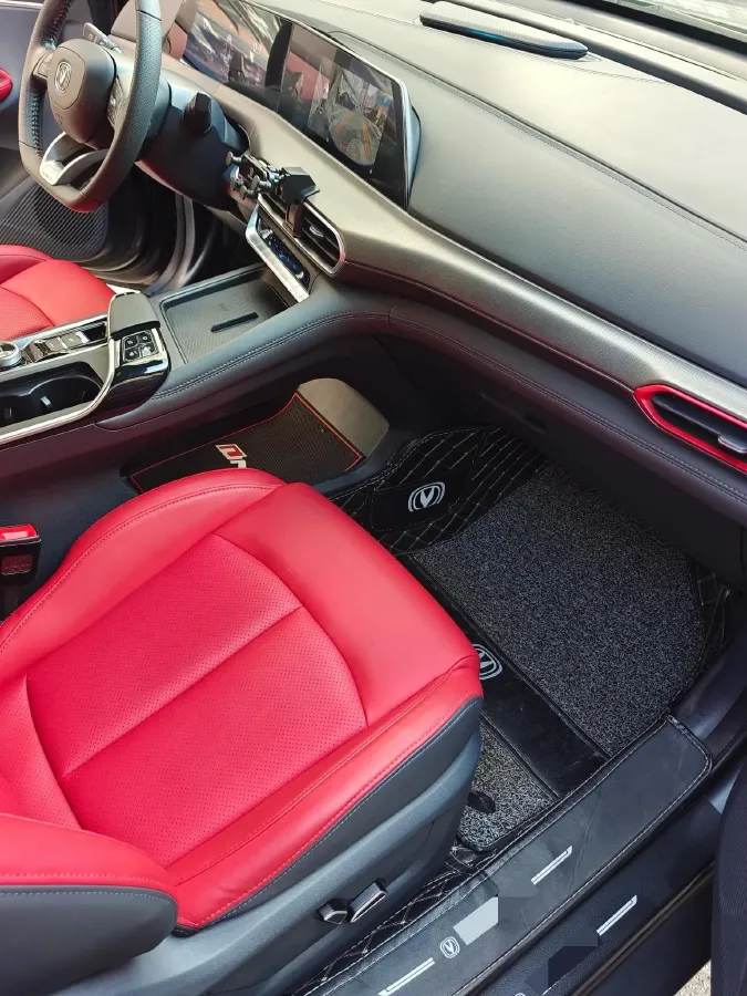 2021 ChangAn UNI-T 1.5T 180HP L4 7DCT,autocango,china used car exporter,china ev exporter,chinese used car exporter,chinese used ev exporter