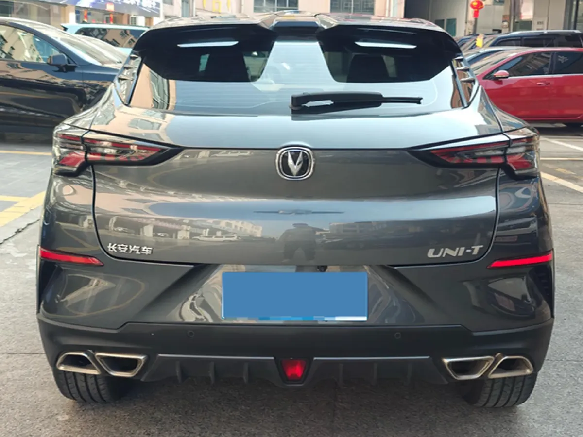 2021 ChangAn UNI-T 1.5T 180HP L4 7DCT,autocango,china used car exporter,china ev exporter,chinese used car exporter,chinese used ev exporter