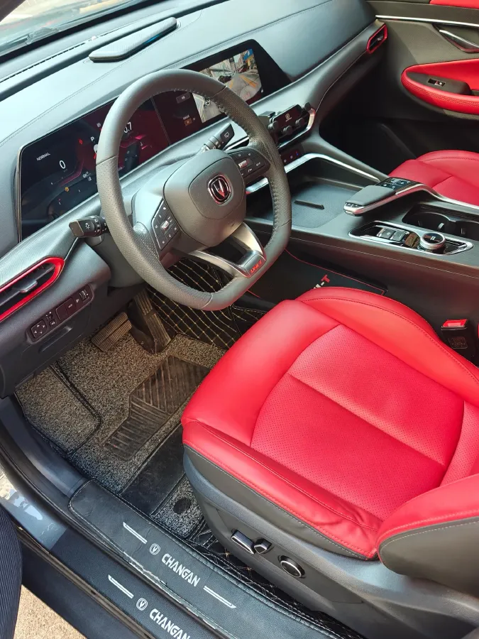 2021 ChangAn UNI-T 1.5T 180HP L4 7DCT,autocango,china used car exporter,china ev exporter,chinese used car exporter,chinese used ev exporter