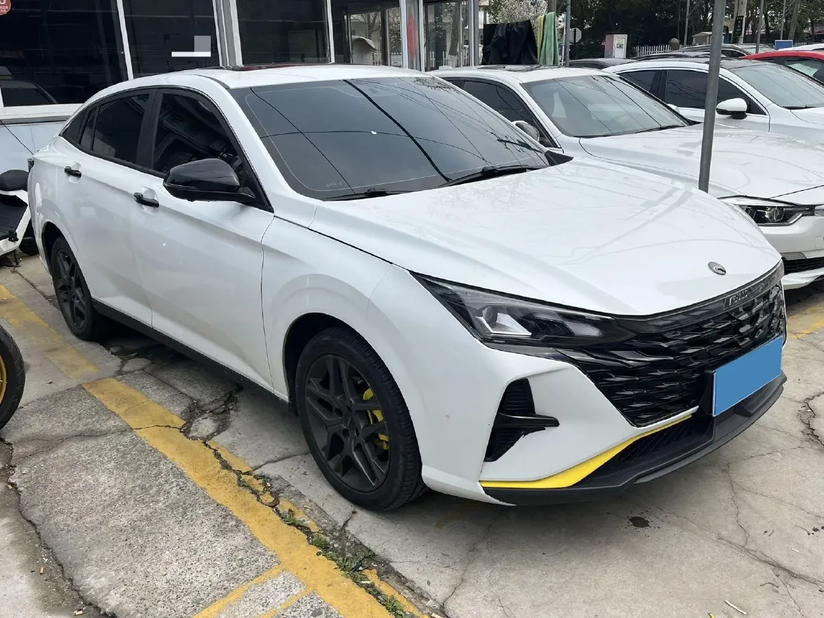 2023 DongFeng Aeolus YiXuan 1.5T 197HP L4 6DCT,autocango,china used car exporter,china ev exporter,chinese used car exporter,chinese used ev exporter