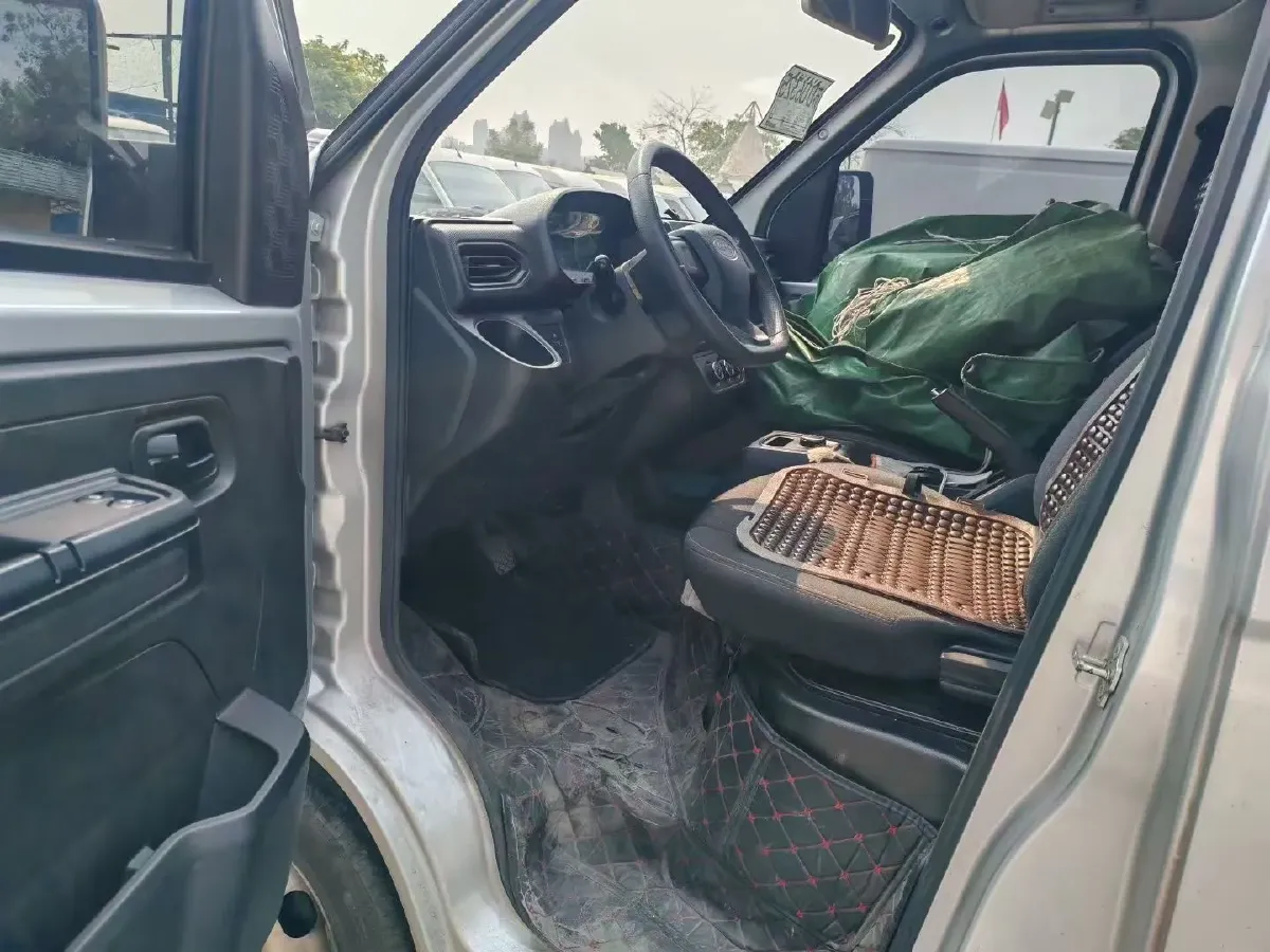 2023 Ford Mondeo 2.0T 254HP L4 8AT,autocango,china used car exporter,china ev exporter,chinese used car exporter,chinese used ev exporter