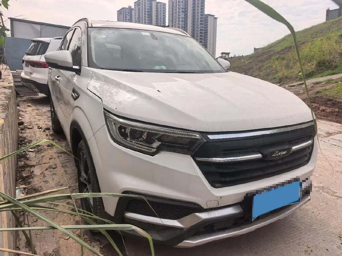 2018 Zotye T500 1.5T 156HP L4 6AT,autocango,china used car exporter,china ev exporter,chinese used car exporter,chinese used ev exporter