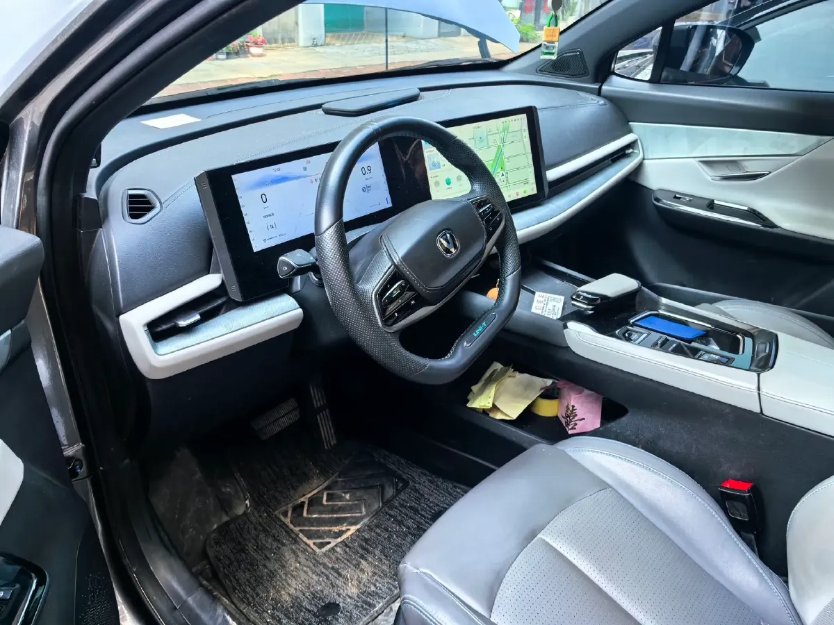 2023 ChangAn UNI-T 1.5T 188HP L4 7DCT,autocango,china used car exporter,china ev exporter,chinese used car exporter,chinese used ev exporter