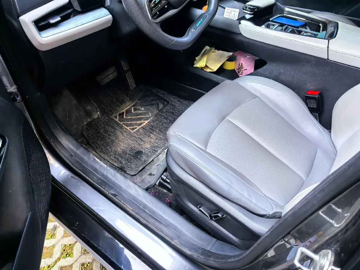 2023 ChangAn UNI-T 1.5T 188HP L4 7DCT,autocango,china used car exporter,china ev exporter,chinese used car exporter,chinese used ev exporter