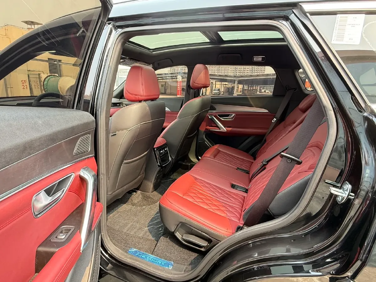 2024 Jetour X70 Plus 1.5T 156HP L4 6DCT,autocango,china used car exporter,china ev exporter,chinese used car exporter,chinese used ev exporter