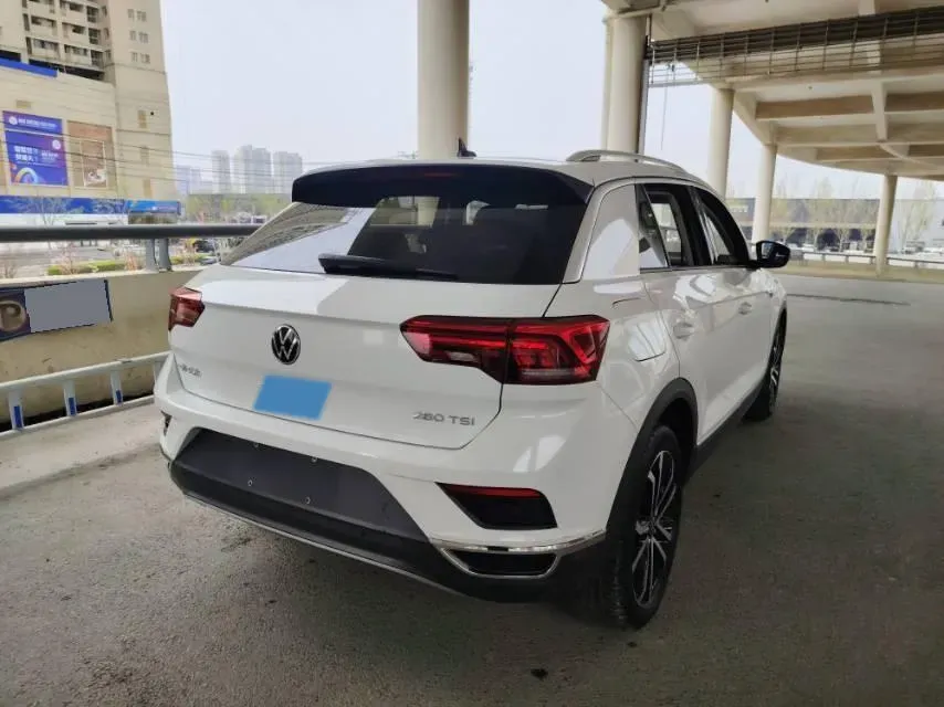2022 Volkswagen T-Roc 1.4T 150HP L4 7DCT,autocango,china used car exporter,china ev exporter,chinese used car exporter,chinese used ev exporter