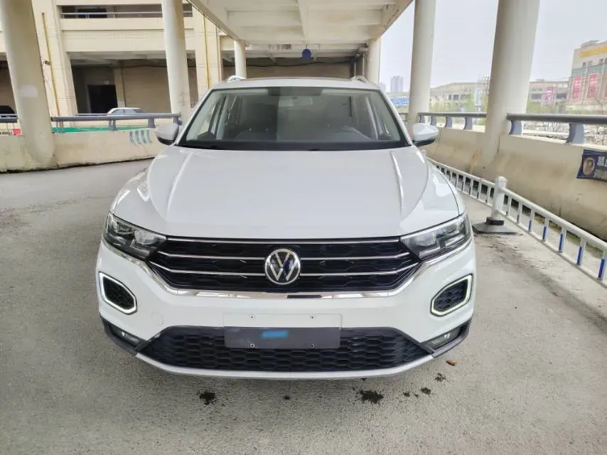 2022 Volkswagen T-Roc 1.4T 150HP L4 7DCT,autocango,china used car exporter,china ev exporter,chinese used car exporter,chinese used ev exporter