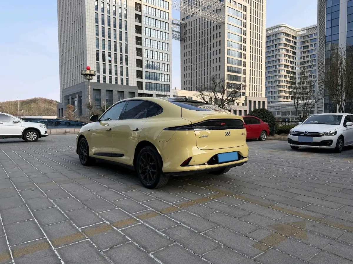 2025 IM LS6 BEV 75KWH,autocango,china used car exporter,china ev exporter,chinese used car exporter,chinese used ev exporter