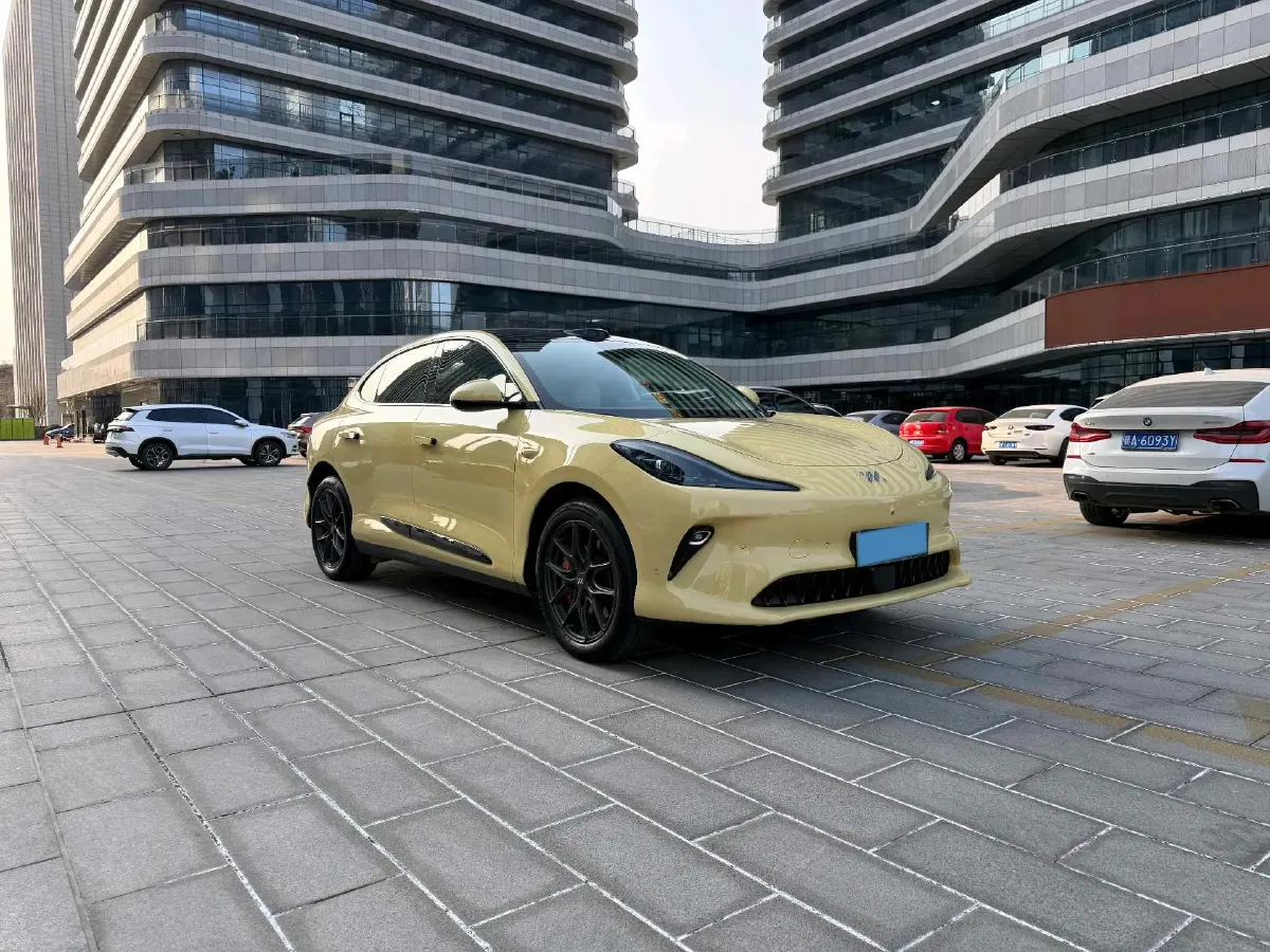 2025 IM LS6 BEV 75KWH,autocango,china used car exporter,china ev exporter,chinese used car exporter,chinese used ev exporter