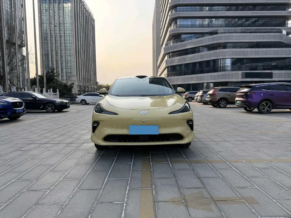 2025 IM LS6 BEV 75KWH,autocango,china used car exporter,china ev exporter,chinese used car exporter,chinese used ev exporter