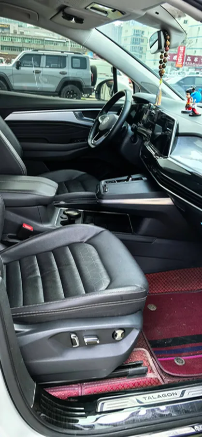 2021 Volkswagen Talagon 2.0T 220HP L4 7DCT,autocango,china used car exporter,china ev exporter,chinese used car exporter,chinese used ev exporter