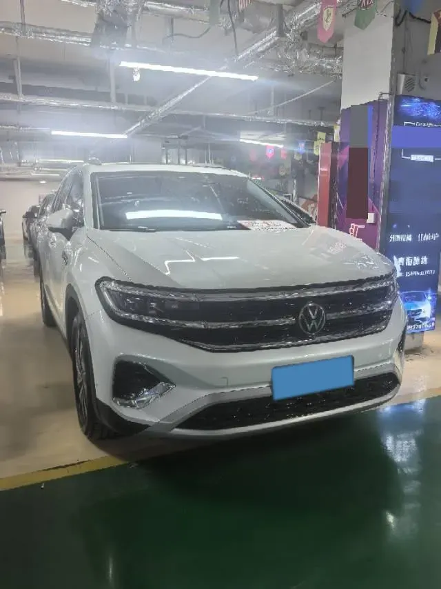2021 Volkswagen Talagon 2.0T 220HP L4 7DCT,autocango,china used car exporter,china ev exporter,chinese used car exporter,chinese used ev exporter