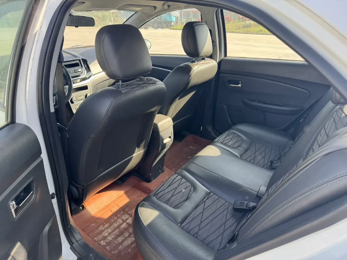 2018 KaiYi E3 1.5L 109HP L4 4AT,autocango,china used car exporter,china ev exporter,chinese used car exporter,chinese used ev exporter