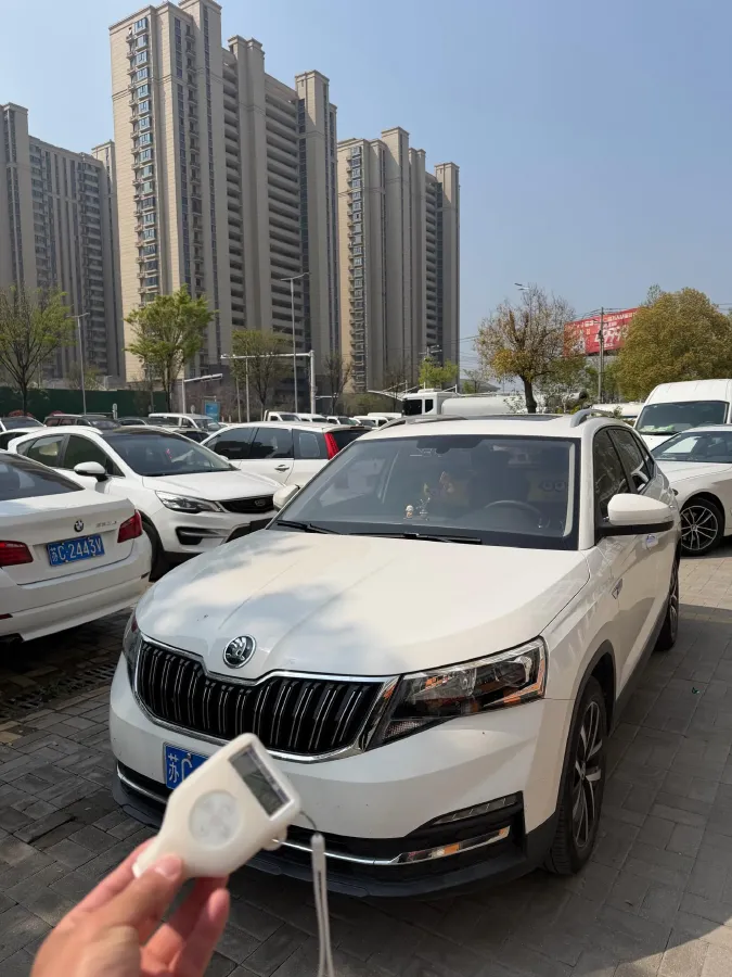 2020 Skoda Kamiq 1.2T 116HP L4 7DCT,autocango,china used car exporter,china ev exporter,chinese used car exporter,chinese used ev exporter