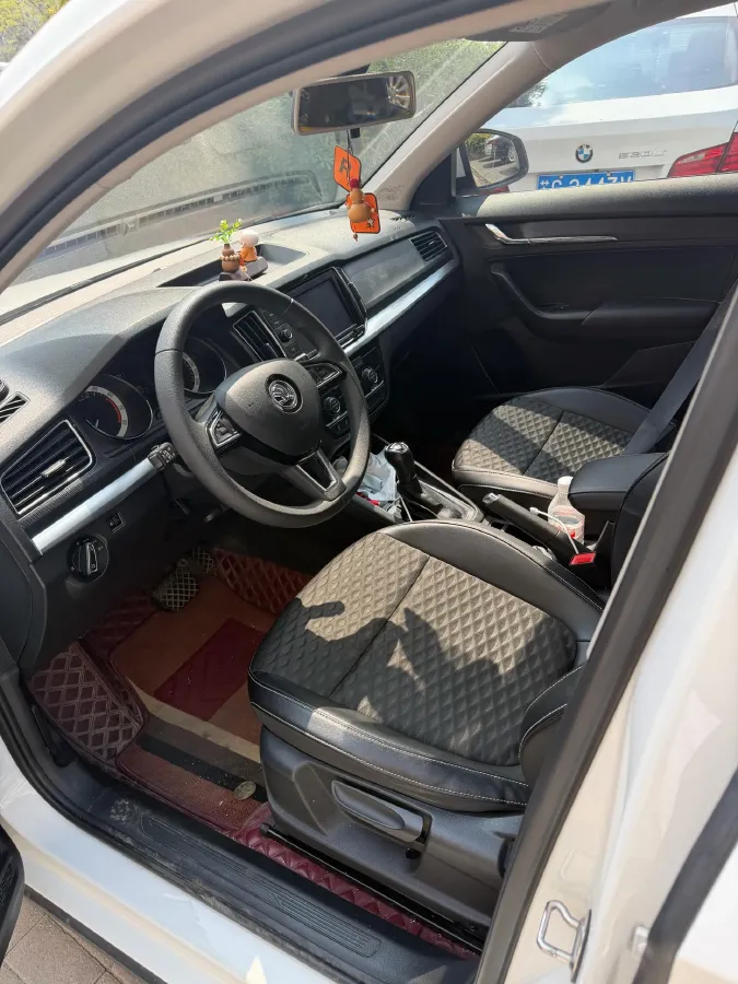 2020 Skoda Kamiq 1.2T 116HP L4 7DCT,autocango,china used car exporter,china ev exporter,chinese used car exporter,chinese used ev exporter