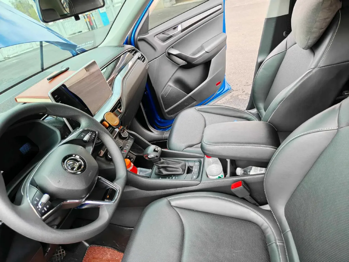 2023 Skoda Kodiak 2.0T 186HP L4 7DCT,autocango,china used car exporter,china ev exporter,chinese used car exporter,chinese used ev exporter