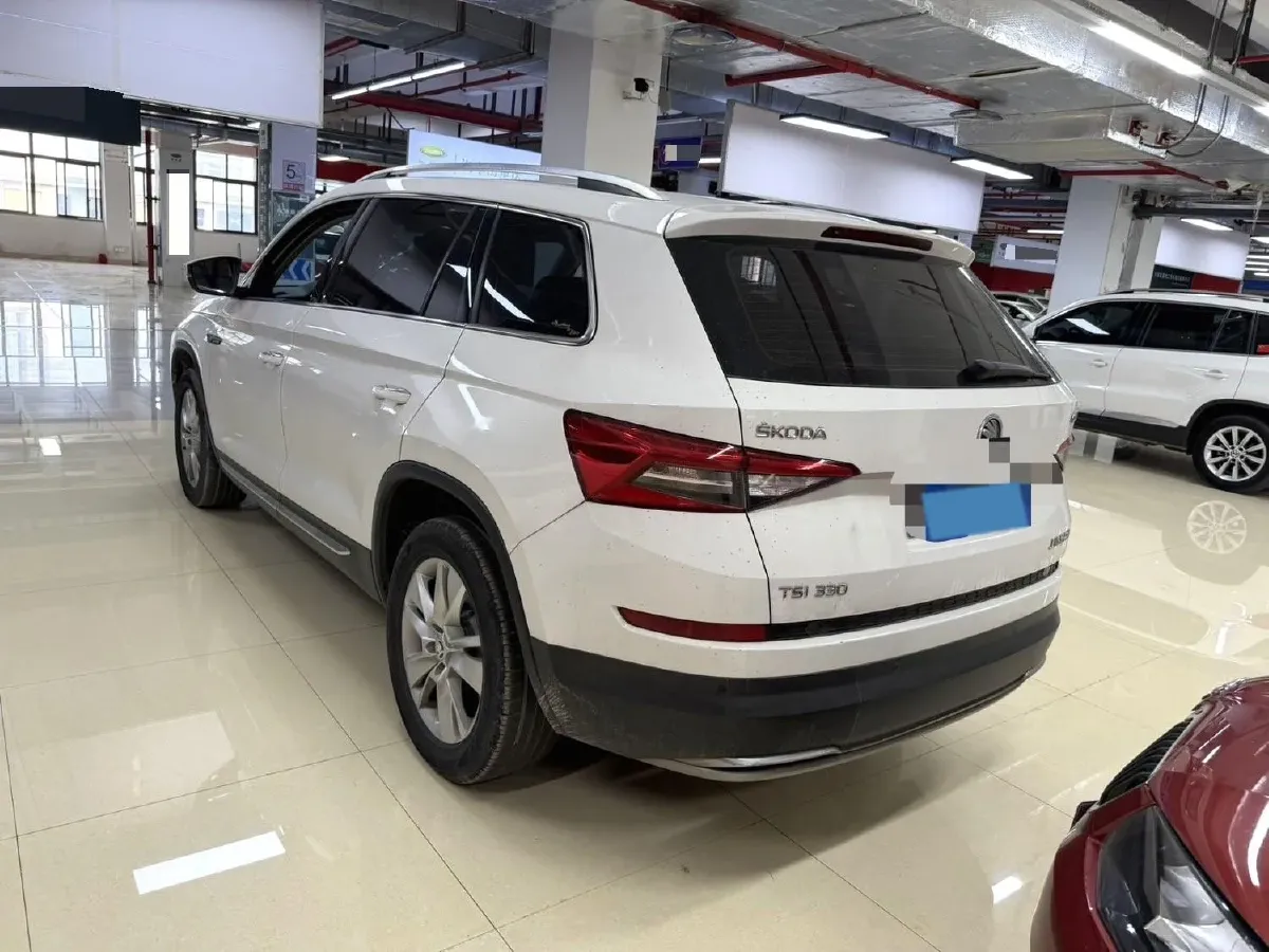 2018 Skoda Kodiak 1.8T 180HP L4 7DCT,autocango,china used car exporter,china ev exporter,chinese used car exporter,chinese used ev exporter