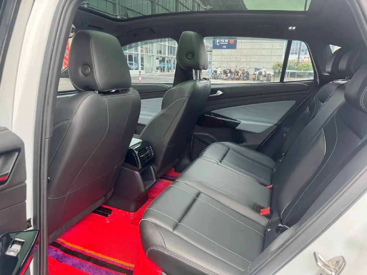 2021 Volkswagen ID.4 Crozz BEV 84.8KWH,autocango,china used car exporter,china ev exporter,chinese used car exporter,chinese used ev exporter