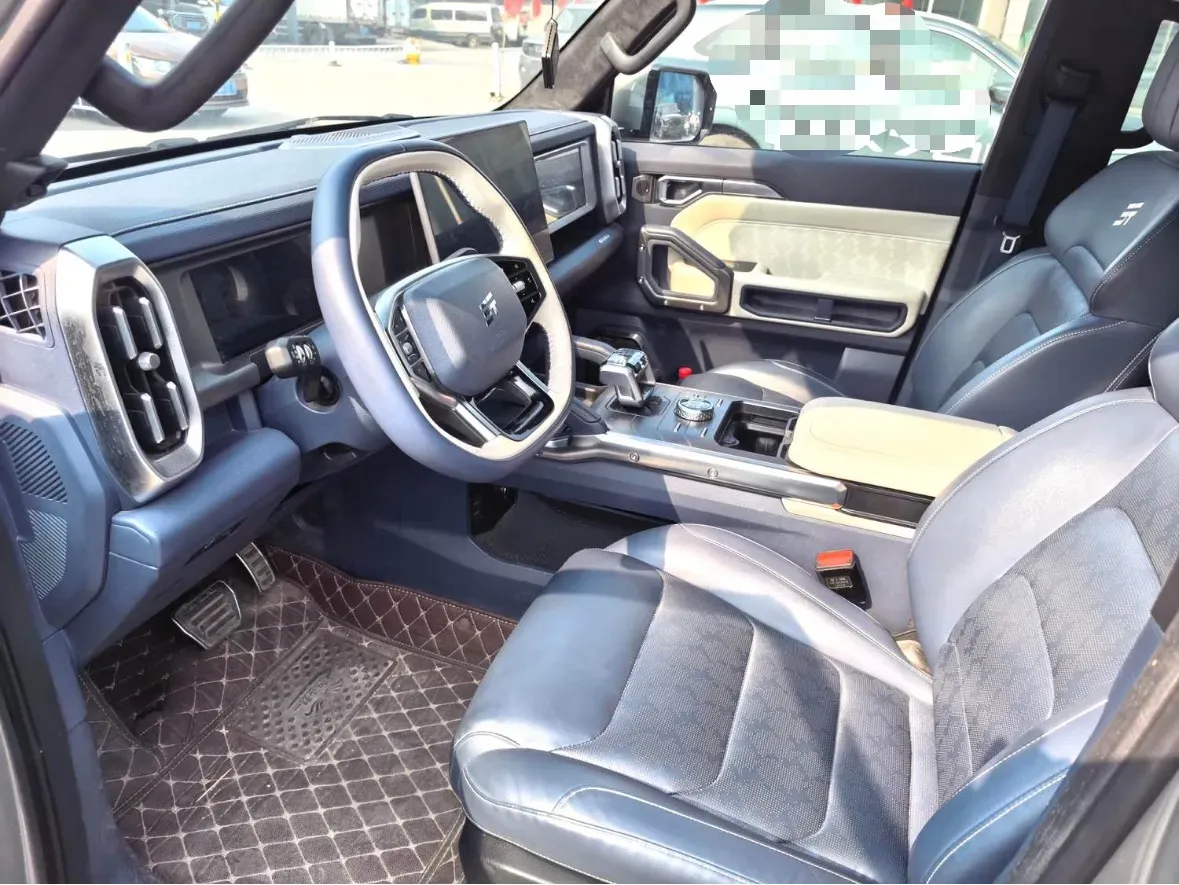 2024 Jetour ShanHai TravellerC-DM 1.5T 156HP L4 3DHT PHEV 43.24KWH,autocango,china used car exporter,china ev exporter,chinese used car exporter,chinese used ev exporter