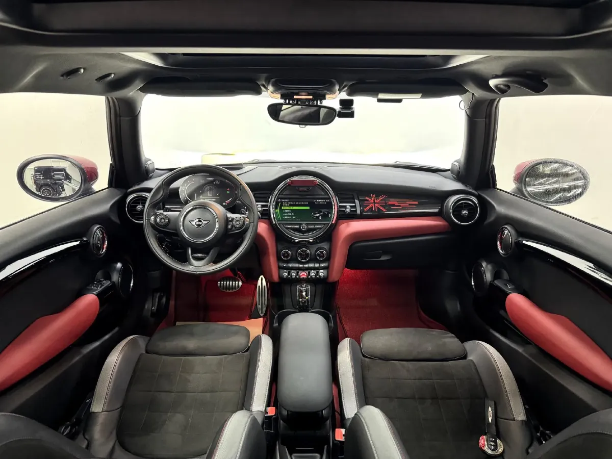 2021 MINI JCW 2.0T 231HP L4 8AT,autocango,china used car exporter,china ev exporter,chinese used car exporter,chinese used ev exporter