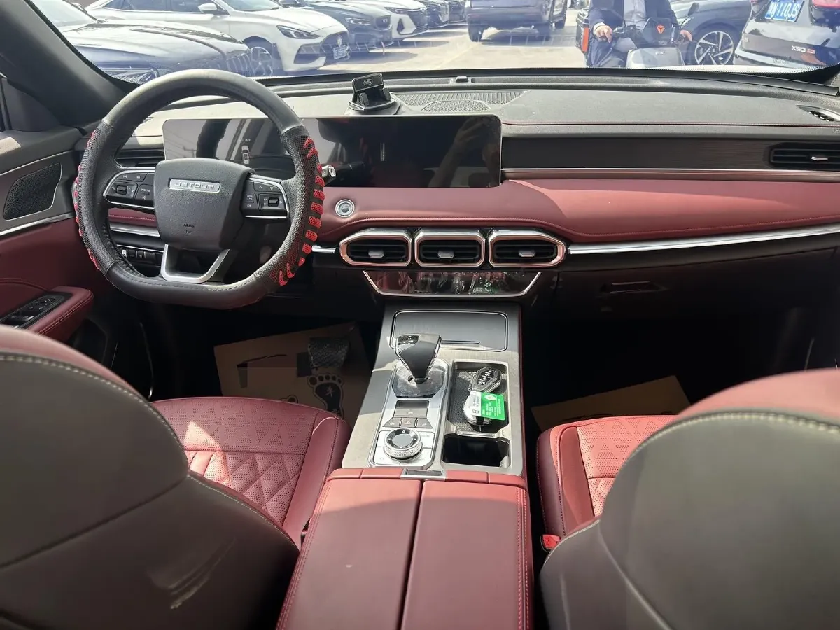 2023 ChangAn Oshan X7 Plus 1.5T 188HP L4 7DCT,autocango,china used car exporter,china ev exporter,chinese used car exporter,chinese used ev exporter