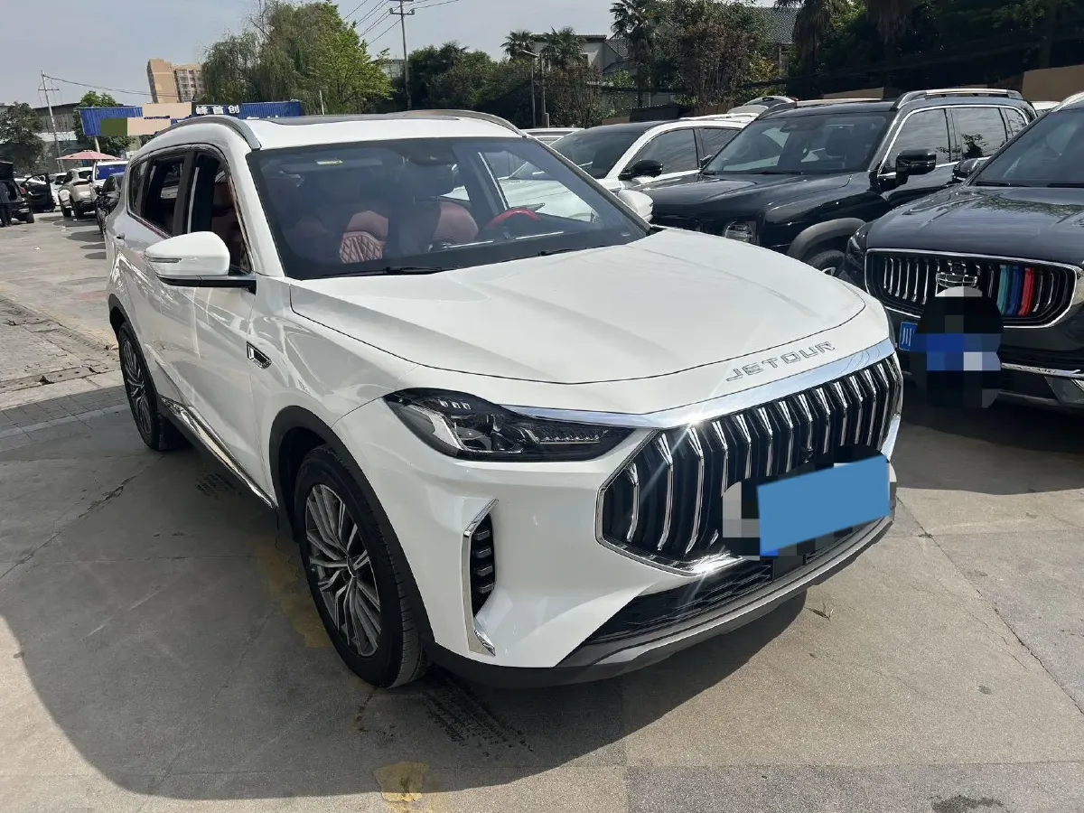 2023 ChangAn Oshan X7 Plus 1.5T 188HP L4 7DCT,autocango,china used car exporter,china ev exporter,chinese used car exporter,chinese used ev exporter