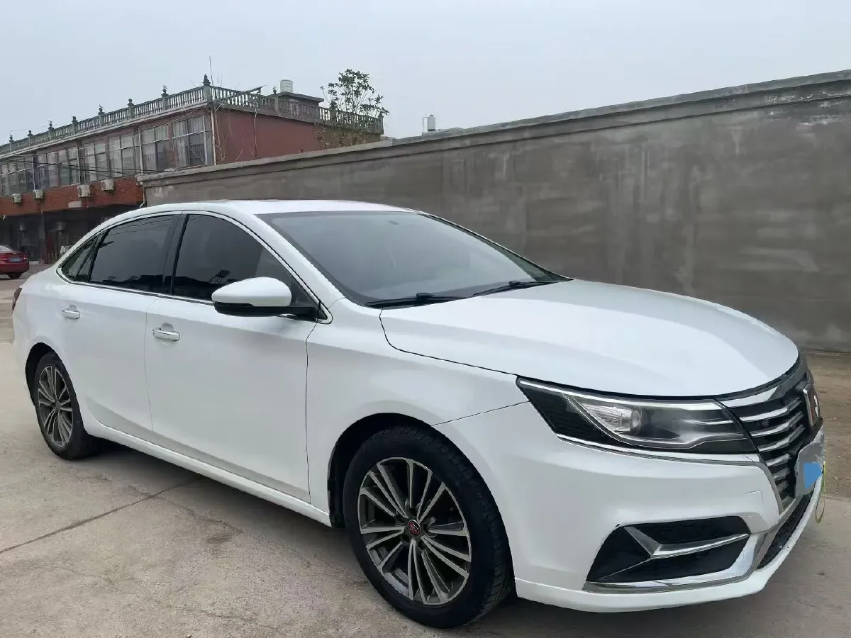 2020 Roewe i6 1.6L 125HP L4 5MT,autocango,china used car exporter,china ev exporter,chinese used car exporter,chinese used ev exporter