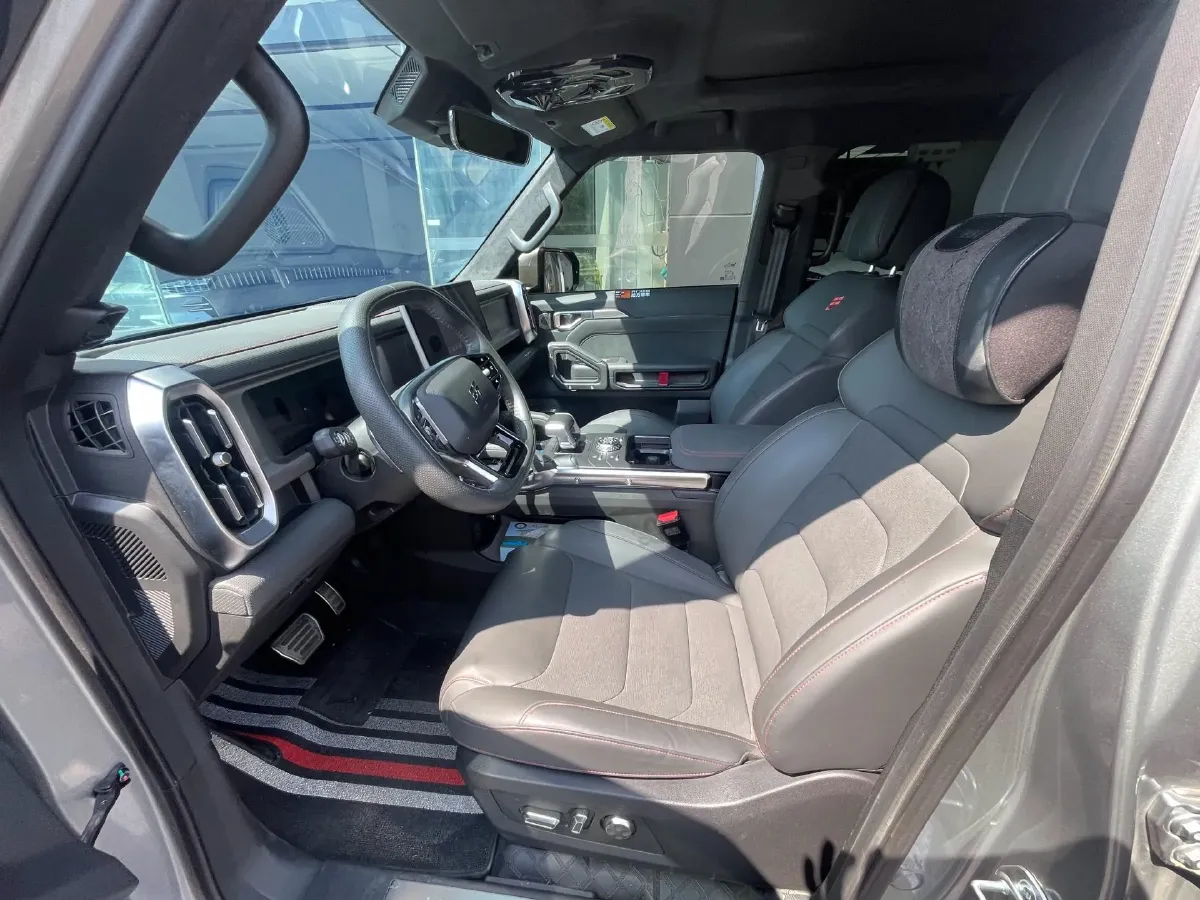 2023 Jetour Traveller 2.0T 254HP L4 7DCT,autocango,china used car exporter,china ev exporter,chinese used car exporter,chinese used ev exporter