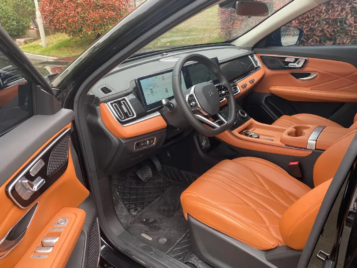 2024 Jetour X90 PRO 2.0T 254HP L4 7DCT,autocango,china used car exporter,china ev exporter,chinese used car exporter,chinese used ev exporter