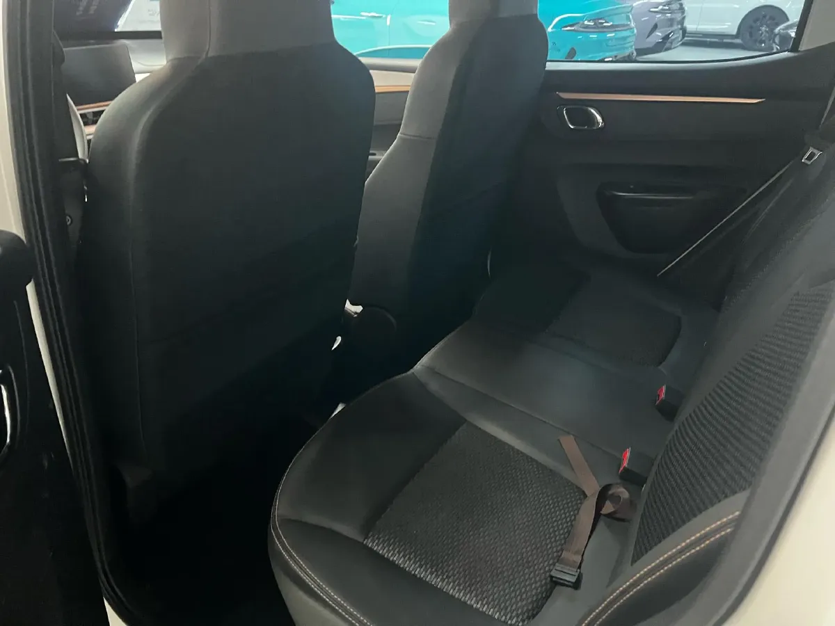 2022 DongFeng eπ BOX BEV 15.974KWH,autocango,china used car exporter,china ev exporter,chinese used car exporter,chinese used ev exporter