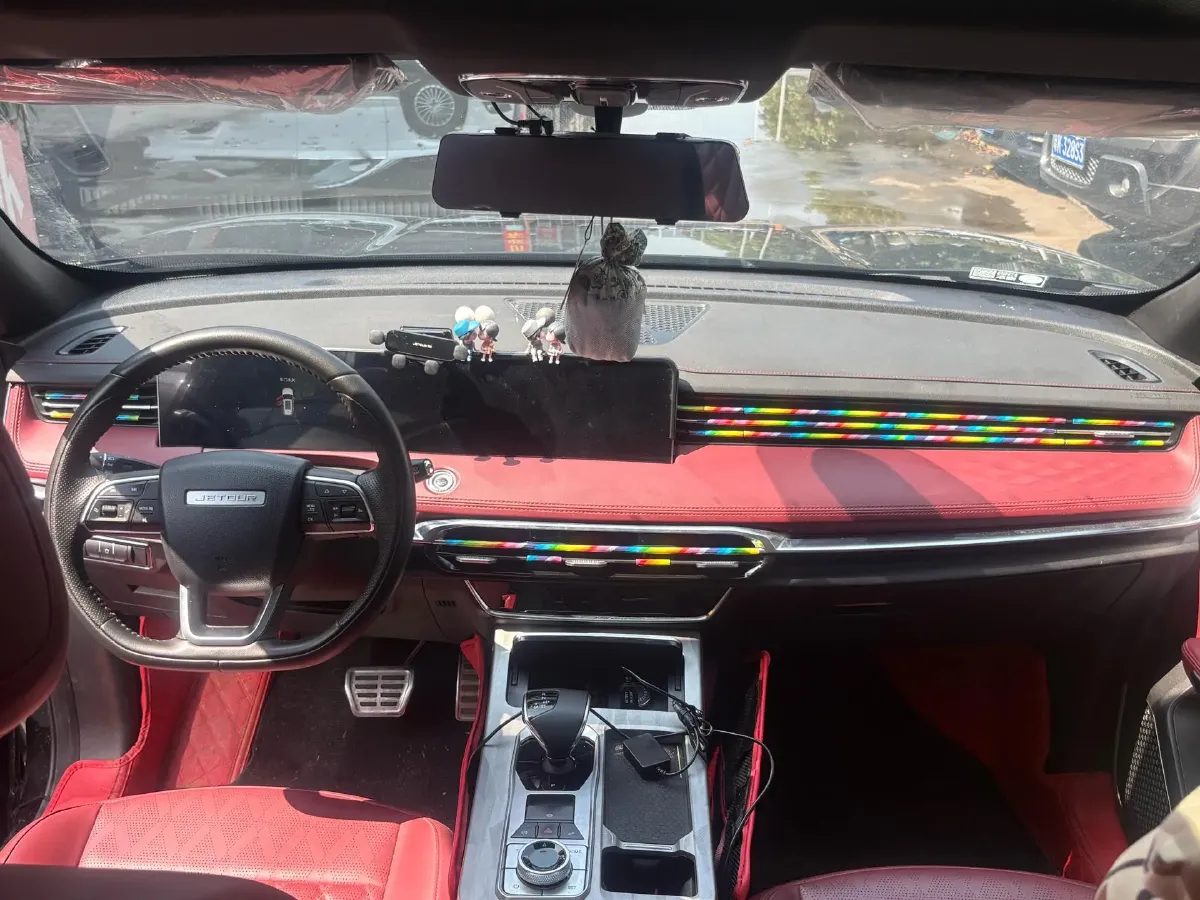 2023 ChangAn Oshan X7 Plus 1.5T 188HP L4 7DCT,autocango,china used car exporter,china ev exporter,chinese used car exporter,chinese used ev exporter