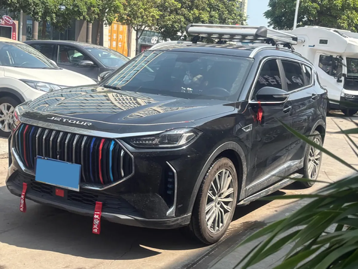 2023 ChangAn Oshan X7 Plus 1.5T 188HP L4 7DCT,autocango,china used car exporter,china ev exporter,chinese used car exporter,chinese used ev exporter