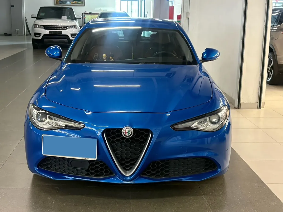 2017 Toyota Highlander 2.0T 220HP L4 6AT,autocango,china used car exporter,china ev exporter,chinese used car exporter,chinese used ev exporter