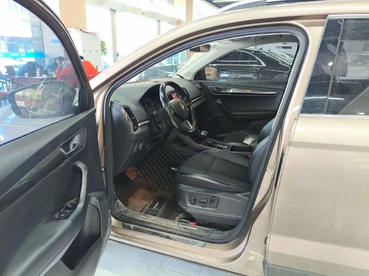 2019 Nissan Qashqai 2.0L 154HP L4 CVT,autocango,china used car exporter,china ev exporter,chinese used car exporter,chinese used ev exporter